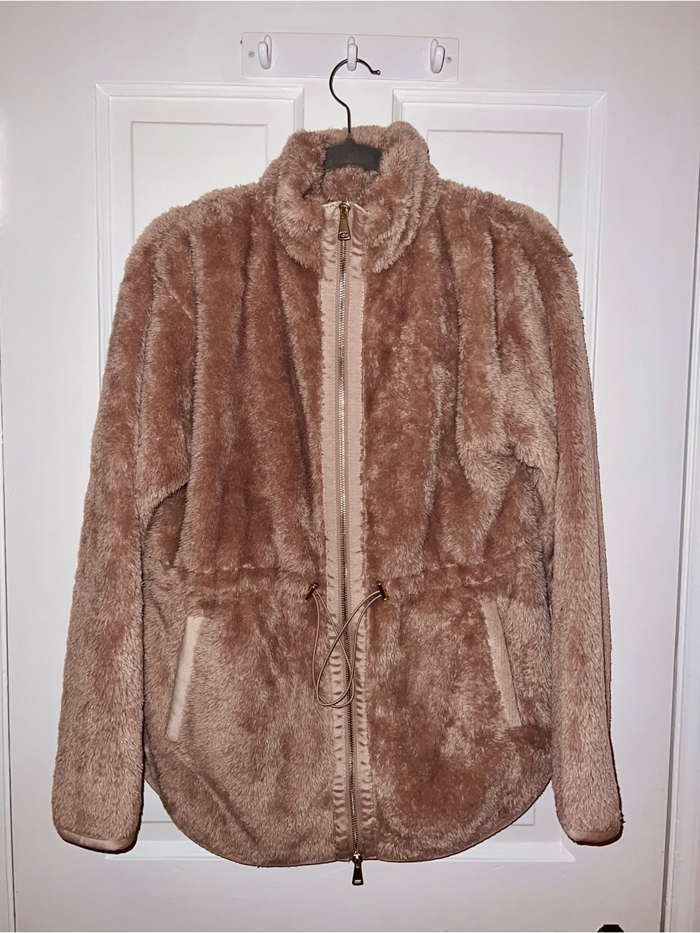 SOFTIES Dream Plush Double Zip Jacket in colour Coco, Small (Oprah’s fav things)